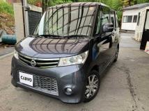 2012 Nissan ROOX