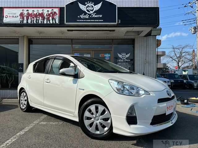 2013 Toyota AQUA