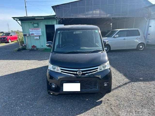2010 Nissan ROOX