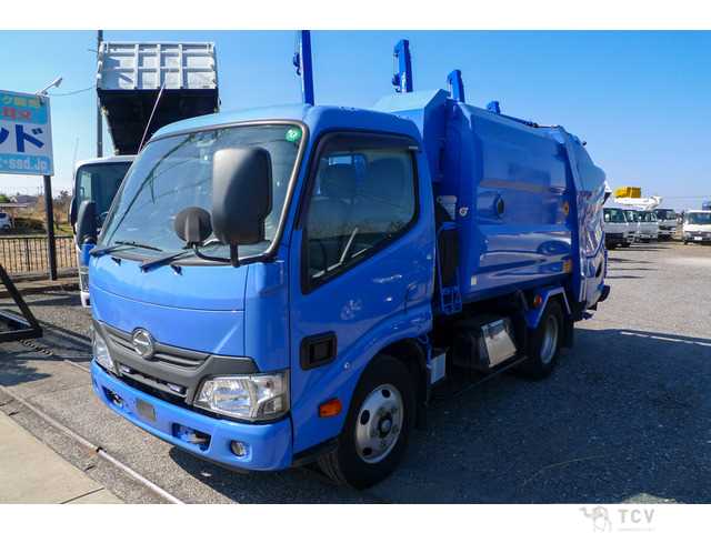 2017 Hino Dutro