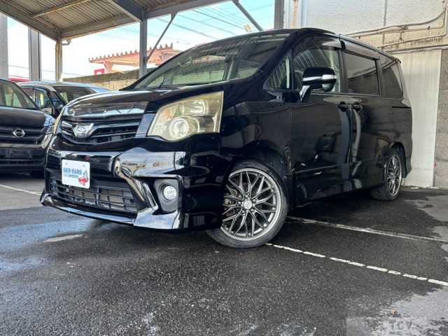 2010 Toyota Noah