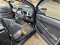 2005 Subaru R2