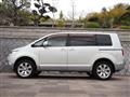 2011 Mitsubishi Delica D5