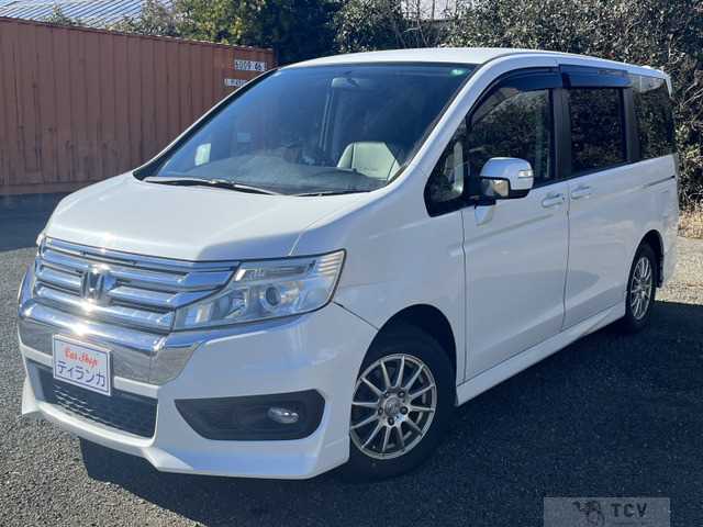 2013 Honda Step WGN