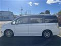 2013 Honda Step WGN