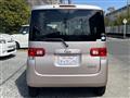 2011 Daihatsu Tanto