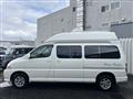2004 Toyota Grand Hiace