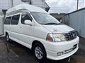 2004 Toyota Grand Hiace