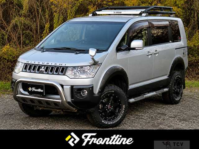 2015 Mitsubishi Delica D5