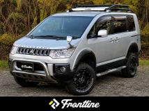 2015 Mitsubishi Delica D5
