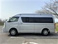 2005 Toyota Hiace Van