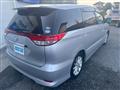 2009 Toyota Estima