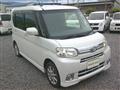 2012 Daihatsu Tanto