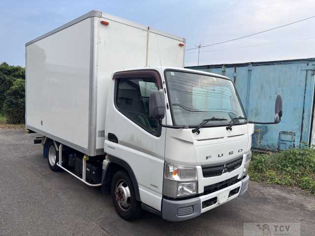 2013 Mitsubishi Canter