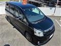 2009 Toyota Noah