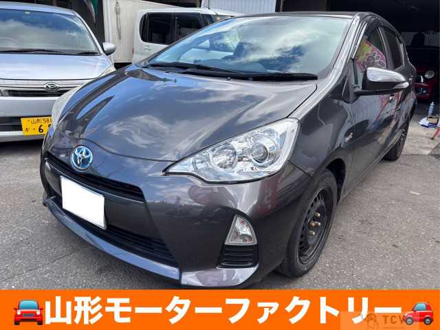 2012 Toyota AQUA