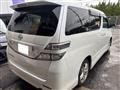 2010 Toyota Vellfire