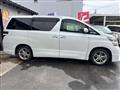 2010 Toyota Vellfire
