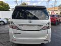 2010 Toyota Vellfire