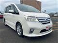 2013 Nissan Serena