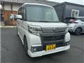 2016 Daihatsu Tanto Custom