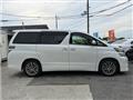 2013 Toyota Vellfire