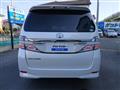 2013 Toyota Vellfire