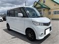 2010 Nissan ROOX