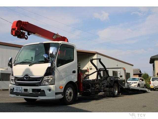 2021 Hino Dutro