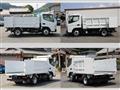2011 Mitsubishi Canter