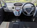 2011 Daihatsu Move Custom