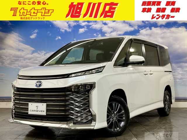 2022 Toyota Voxy