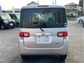 2011 Daihatsu Tanto