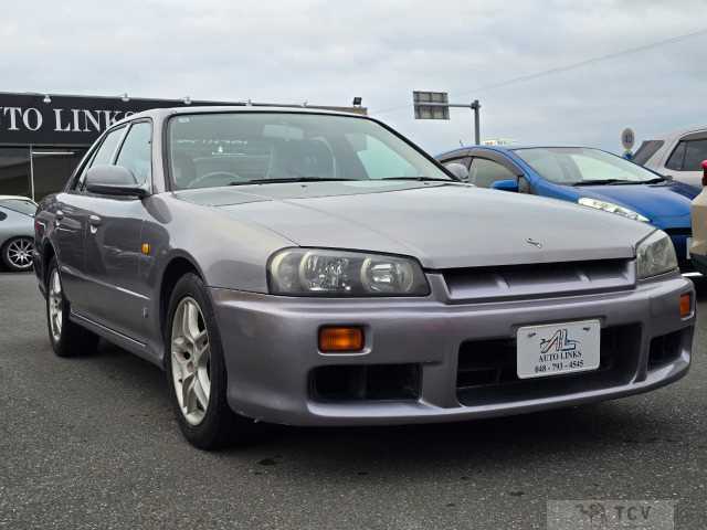 2000 Nissan Skyline