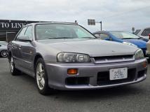 2000 Nissan Skyline