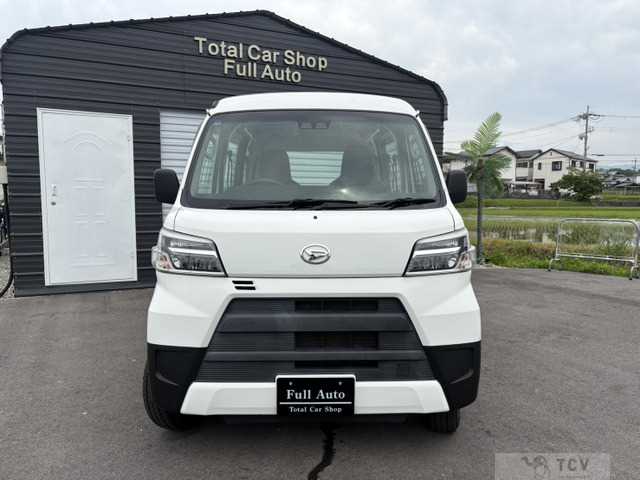2020 Daihatsu Hijet Cargo