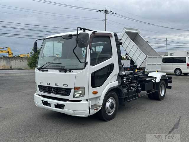 2016 Mitsubishi Fighter