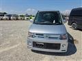 2008 Mitsubishi Toppo