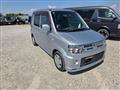 2008 Mitsubishi Toppo