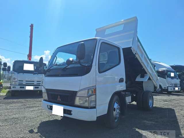 2004 Mitsubishi Canter