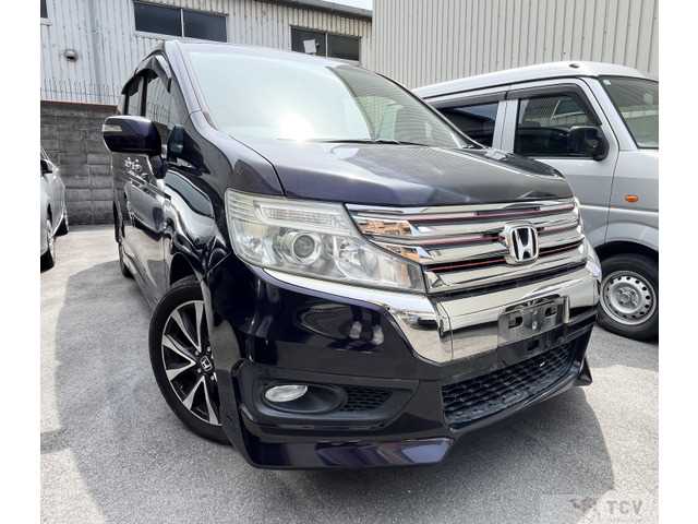 2013 Honda Step WGN