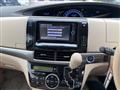 2013 Toyota Estima Hybrid
