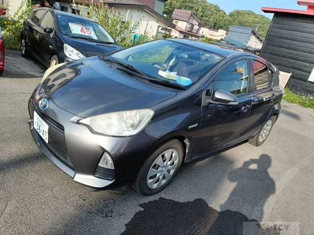 2012 Toyota AQUA