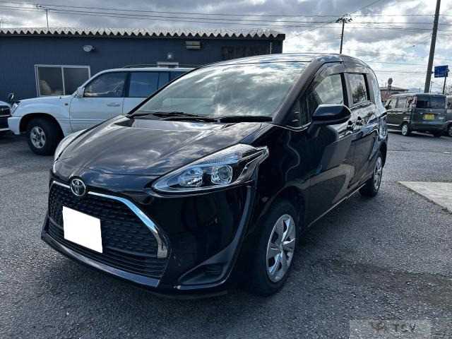 2021 Toyota Sienta