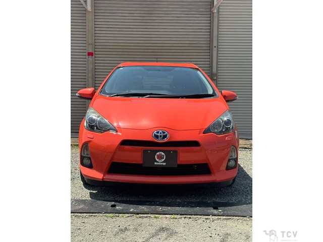 2013 Toyota AQUA