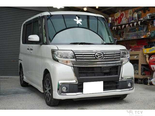 2016 Daihatsu Tanto Custom