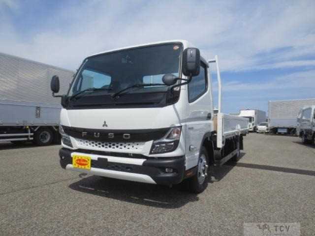 2025 Mitsubishi Canter
