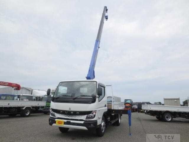 2025 Mitsubishi Canter