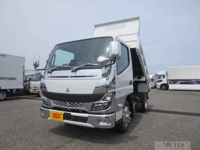 2025 Mitsubishi Canter
