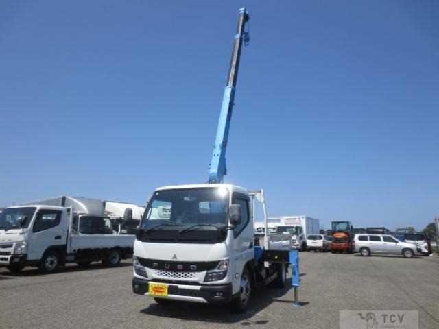 2023 Mitsubishi Canter